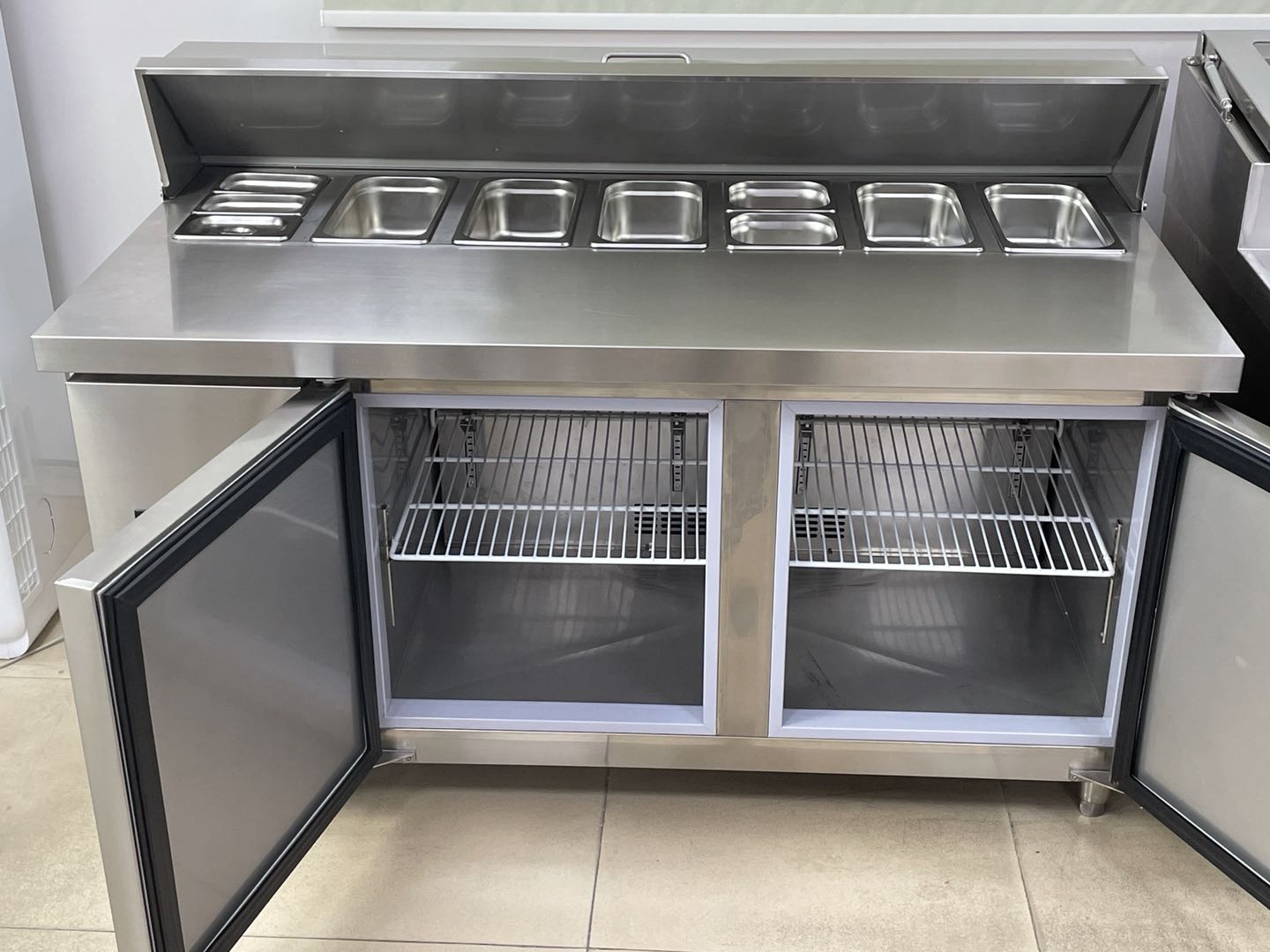 0~10℃ 저온 상업용 빌트인 2도어 피자 준비 테이블 - Food Storage In Cooler 리뷰 및 가격